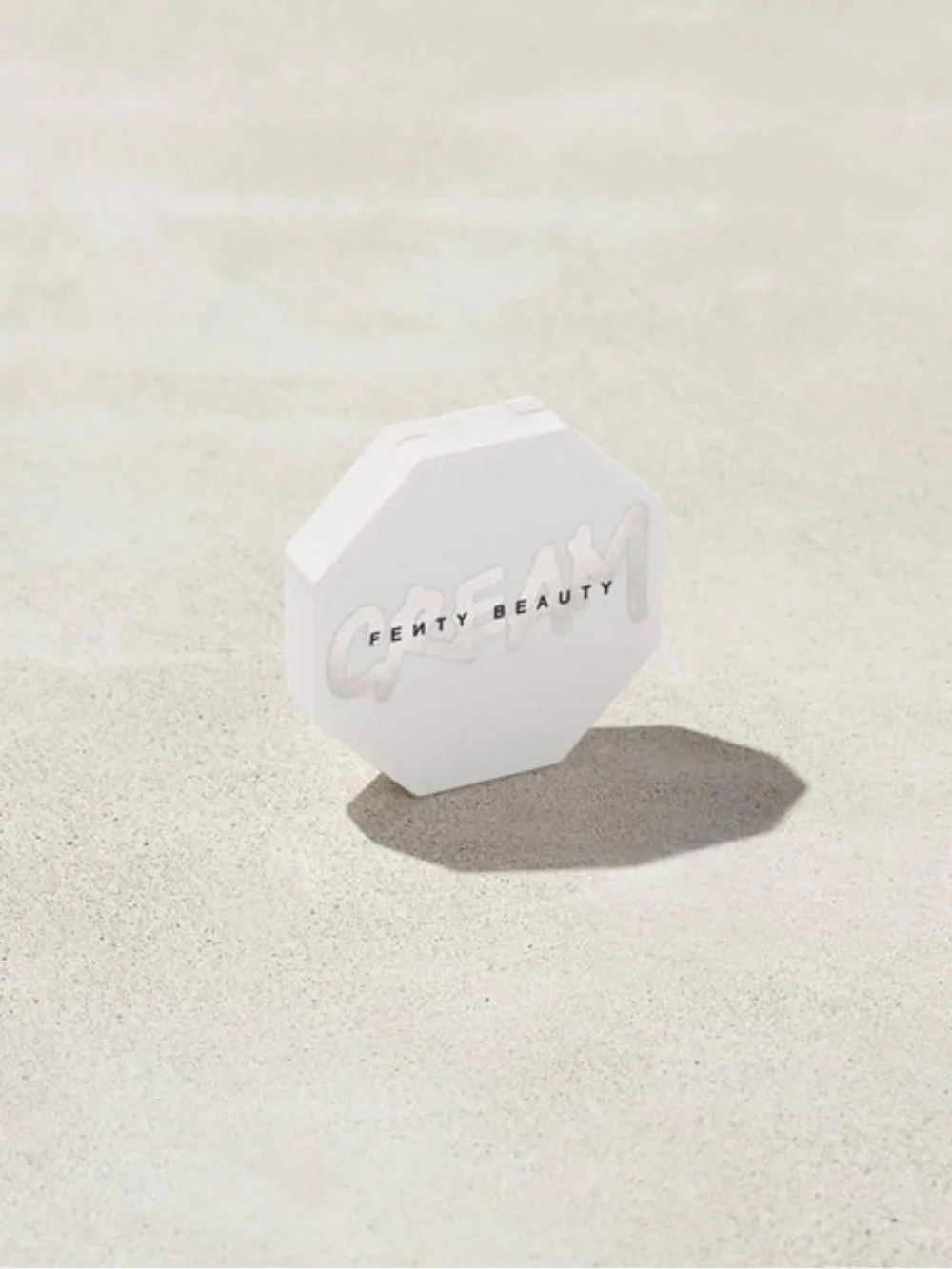 Fenty Beauty CHEEKS OUT FREESTYLE BLUSH Bikini Martini